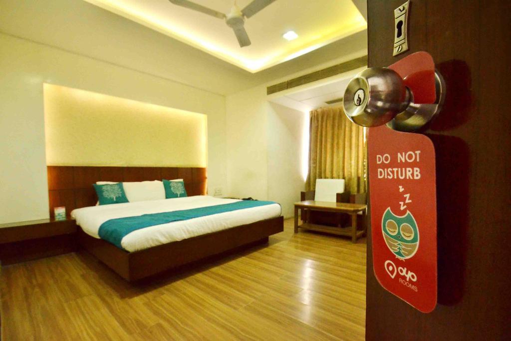 Oyo 1543 Kanchan Hotel