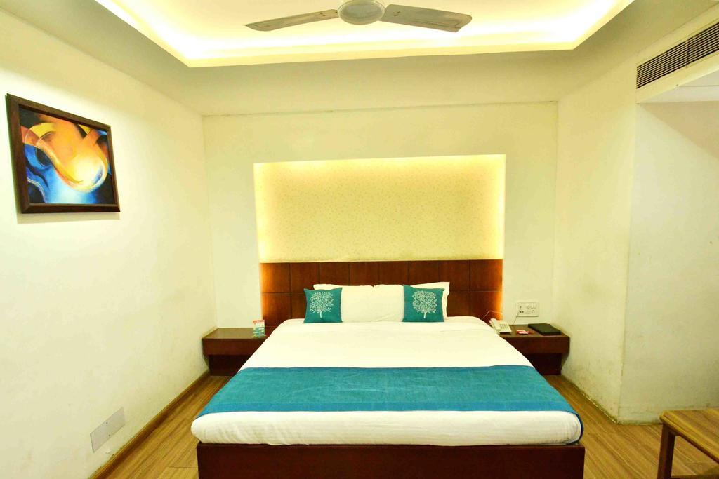 Oyo 1543 Kanchan Hotel 3*
